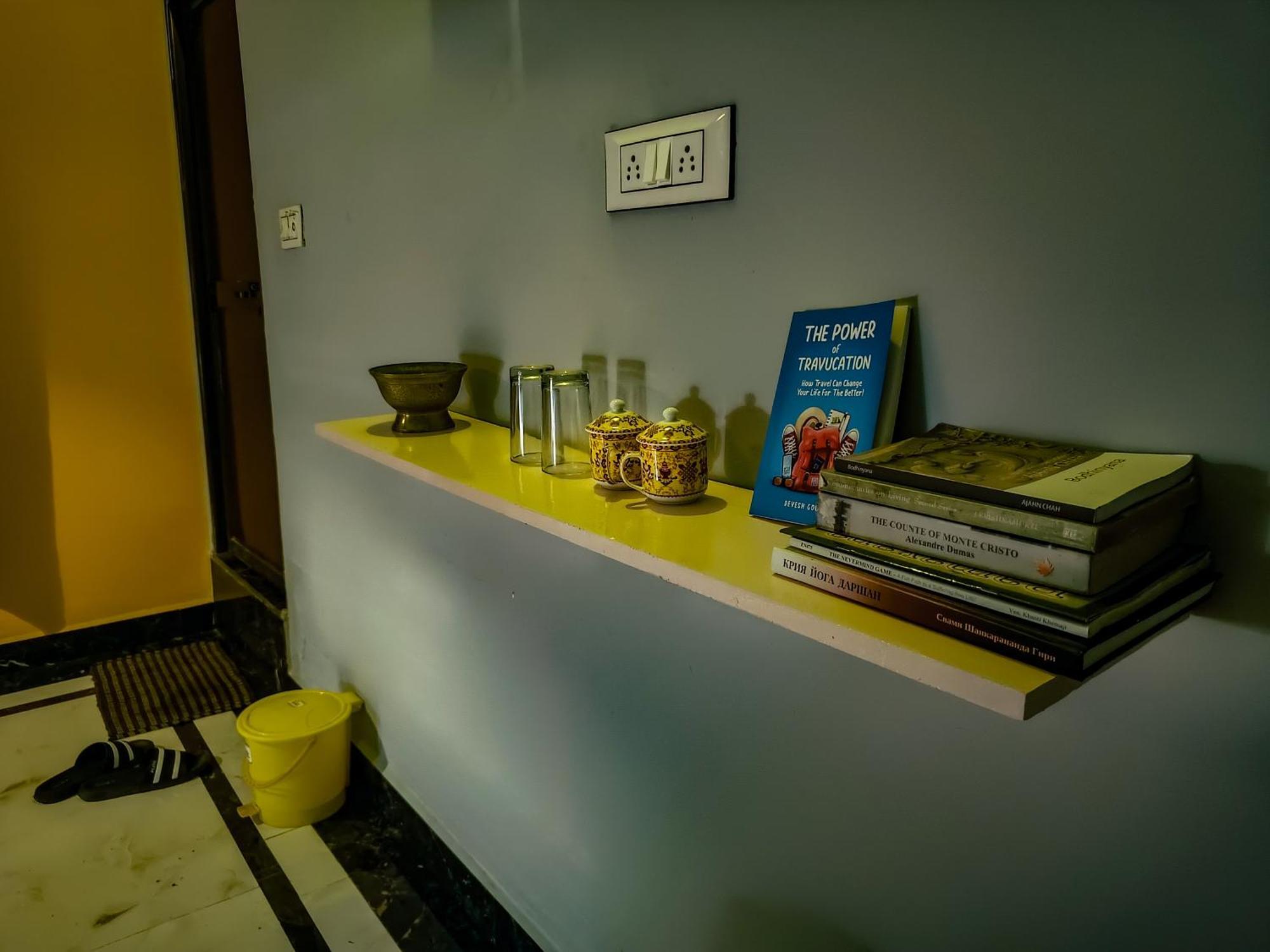 Housetale- A Traveller'S Home Bodh Gaya Chambre photo